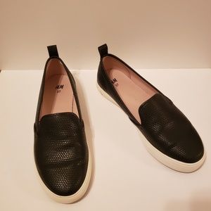 H&M Black leather slip-ons- size 6 women's